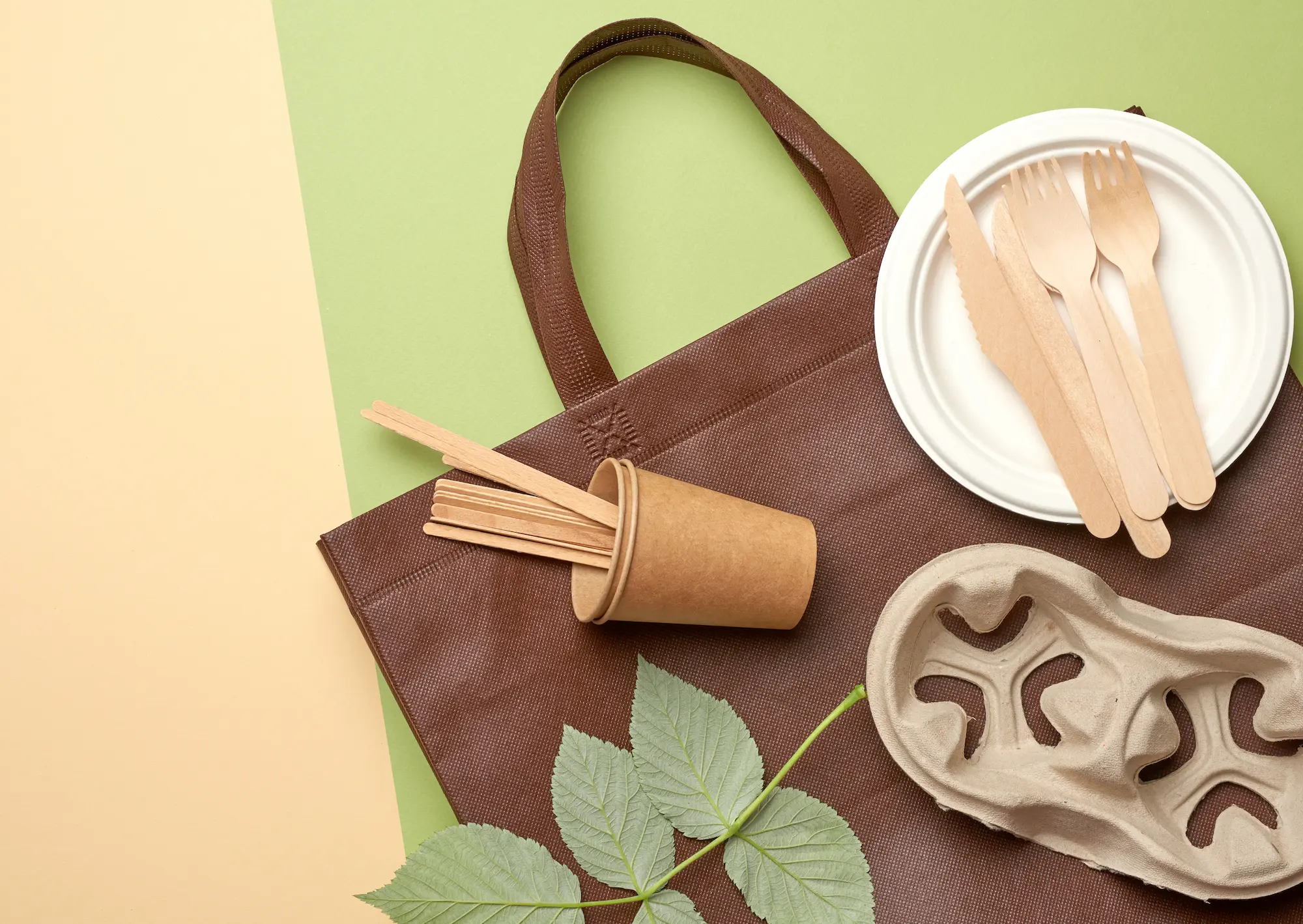 Read more about the article What makes a bigger difference: Recycling or Upcycling?